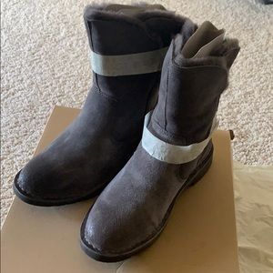 NIB Ugg Jannika Boots size 8.5